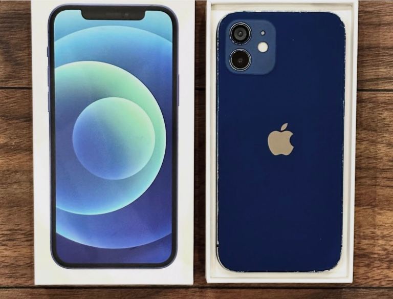 iPhone 12 Blue