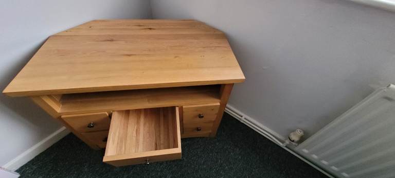 Oak TV corner unit 