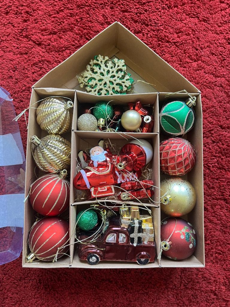 Mixed Christmas Tree Decorations Bundle – Baubles & Hanging Ornaments Set