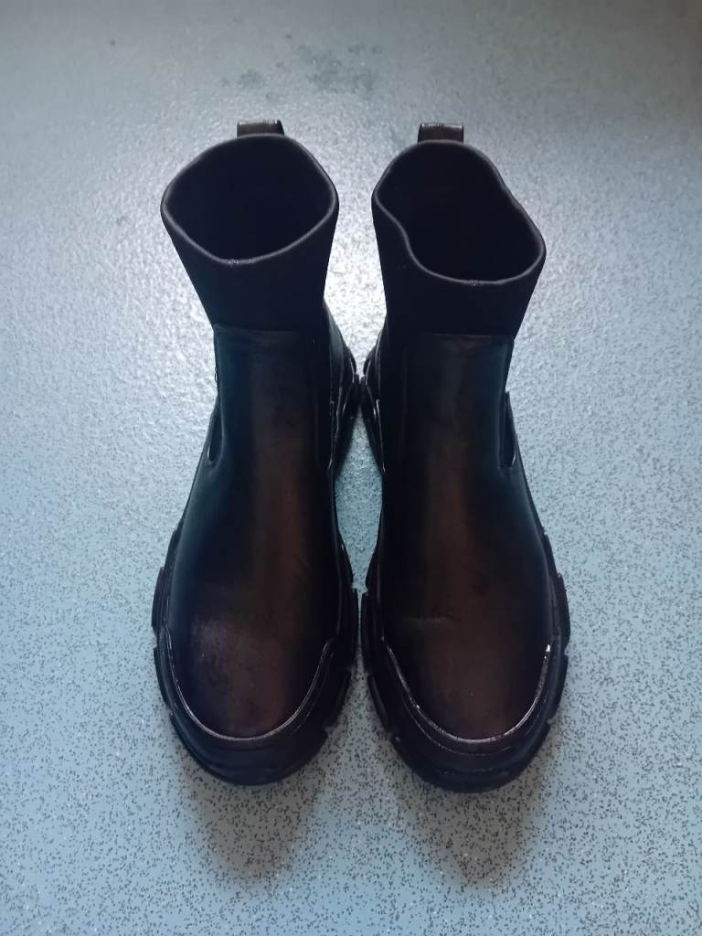 Brand new Chelsea boots 