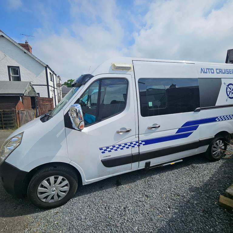 MOVANO CAMPERVAN ONE OWNER, NEW CONVERSION. FULL MOT