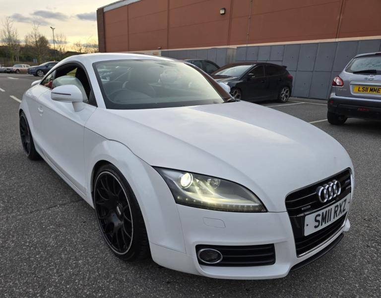Audi, TT, Coupe, 2011, Semi-Auto, 1984 (cc), 2 doors