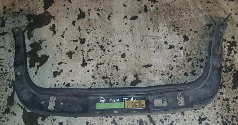 Mini Cooper S Front Slam Panel Top Rail Lock Bridge Bonnet 2007