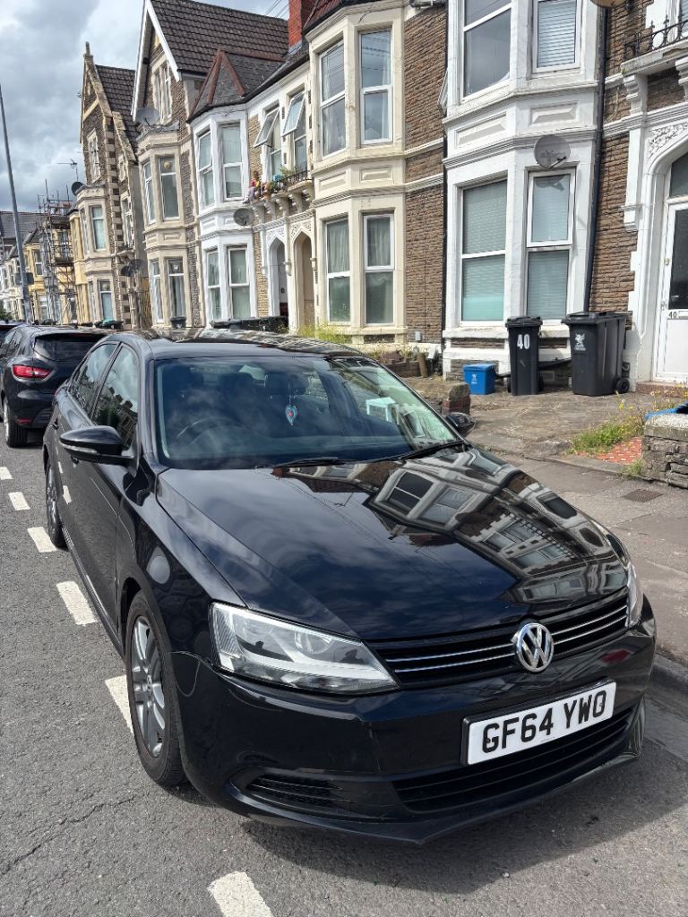 Volkswagen, JETTA, Saloon, 2014, Semi-Auto, 1968 (cc), 4 doors