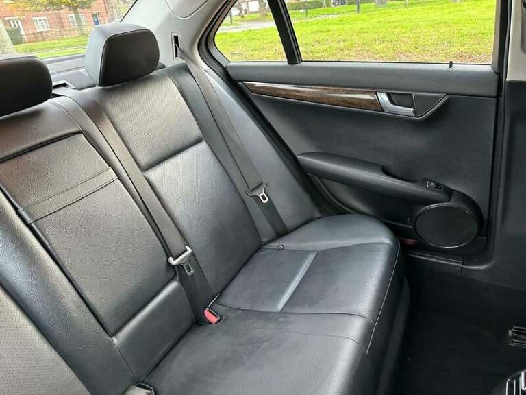 2007 Mercedes-Benz C Class 1.8 C200K Elegance Auto Euro 4 4dr Petrol Automatic
