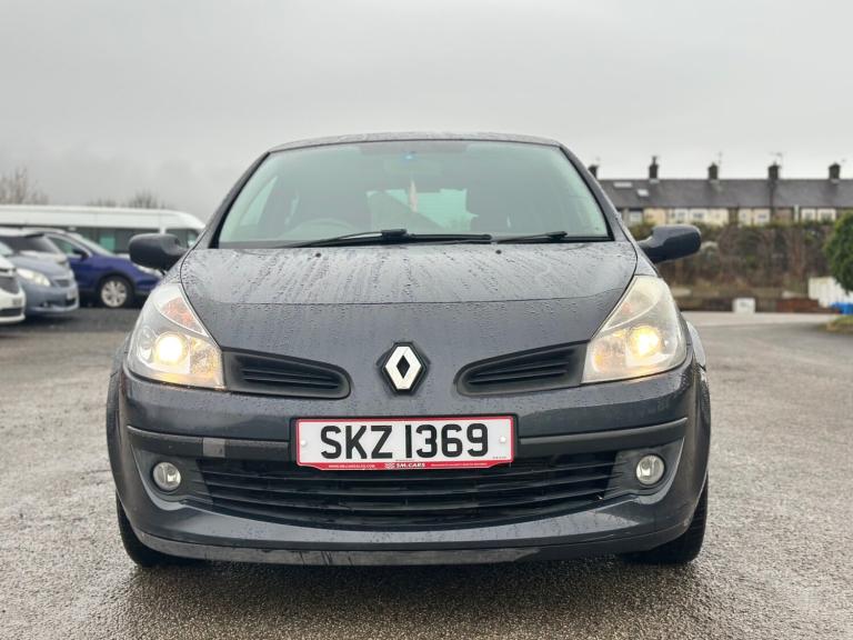 2006 Renault Clio 1.6 VVT Dynamique S 3dr Auto HATCHBACK Petrol Automatic