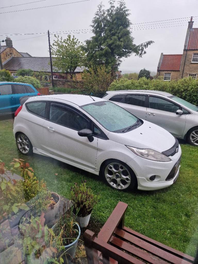 Ford, FIESTA, Hatchback, 2011, Manual, 1560 (cc), 3 doorsi