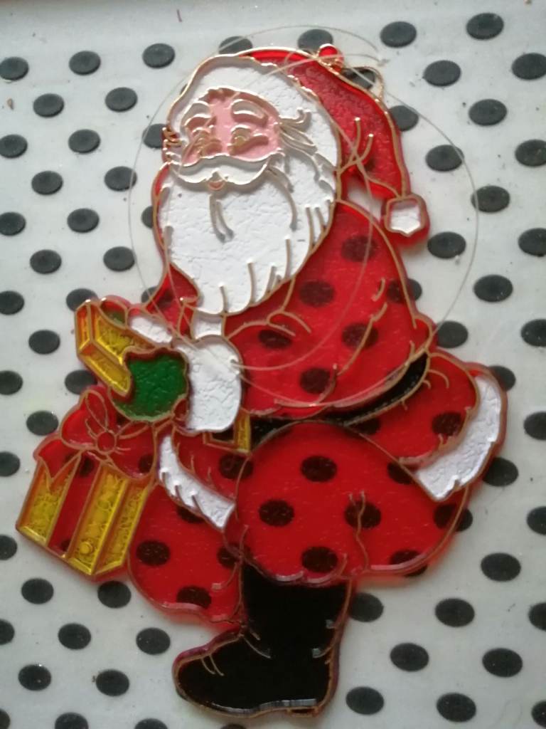 Xmas suncatchers 4 large & 3 medium 