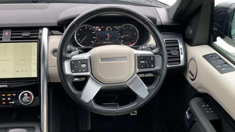 2022 Land Rover Discovery 3.0 D300 R-Dynamic HSE 5dr Auto SUV Diesel Automatic