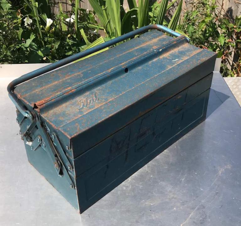 Vintage Metal Cantilever Tool Box – Blue, Fair Condition