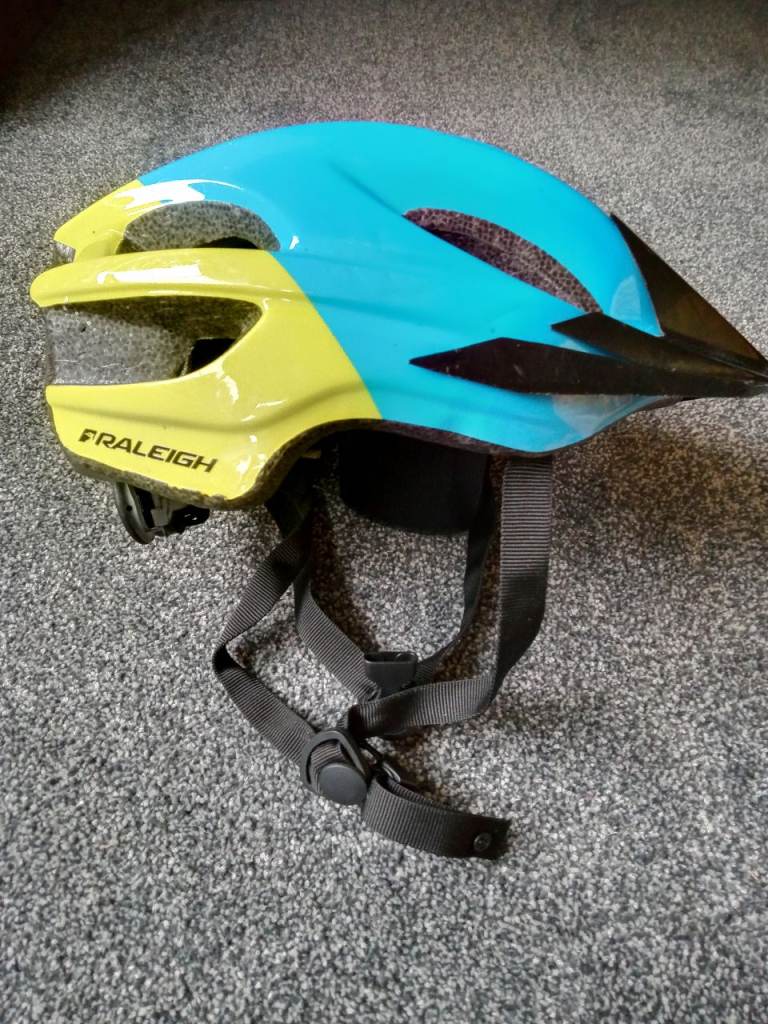 RALEIGH Childrens Bike Helmet