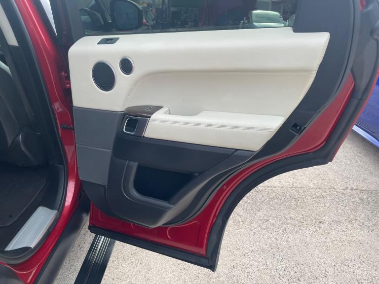 2016 Land Rover Range Rover Sport 3.0 SD V6 HSE SUV 5dr Diesel Auto 4WD Euro 6