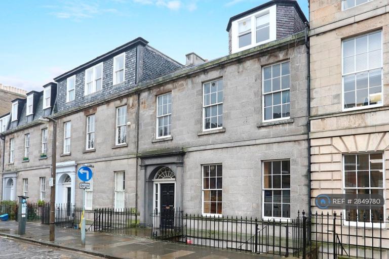 2 bedroom flat in New Town, Edinburgh, EH1 (2 bed) (#2849780)