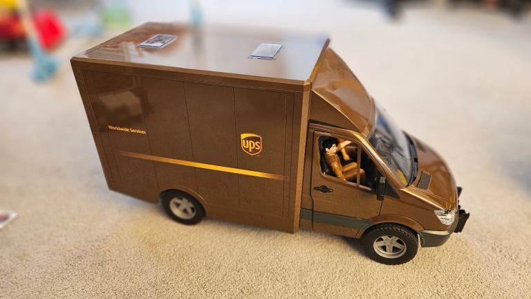 Mercedes Benz Sprinter Delivery Van with Pallet Mover and Driver - UPS