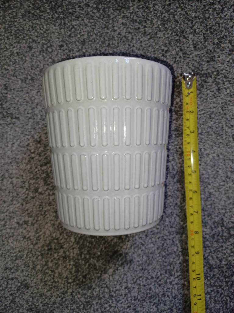 NEW Indoor plant pot