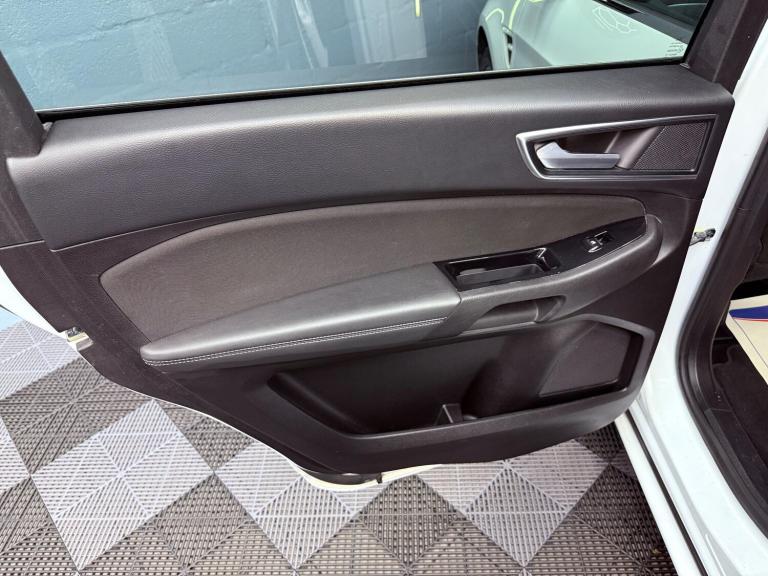 2016 Ford S-Max 1.5T EcoBoost Titanium Euro 6 (s/s) 5dr MPV Petrol Manual