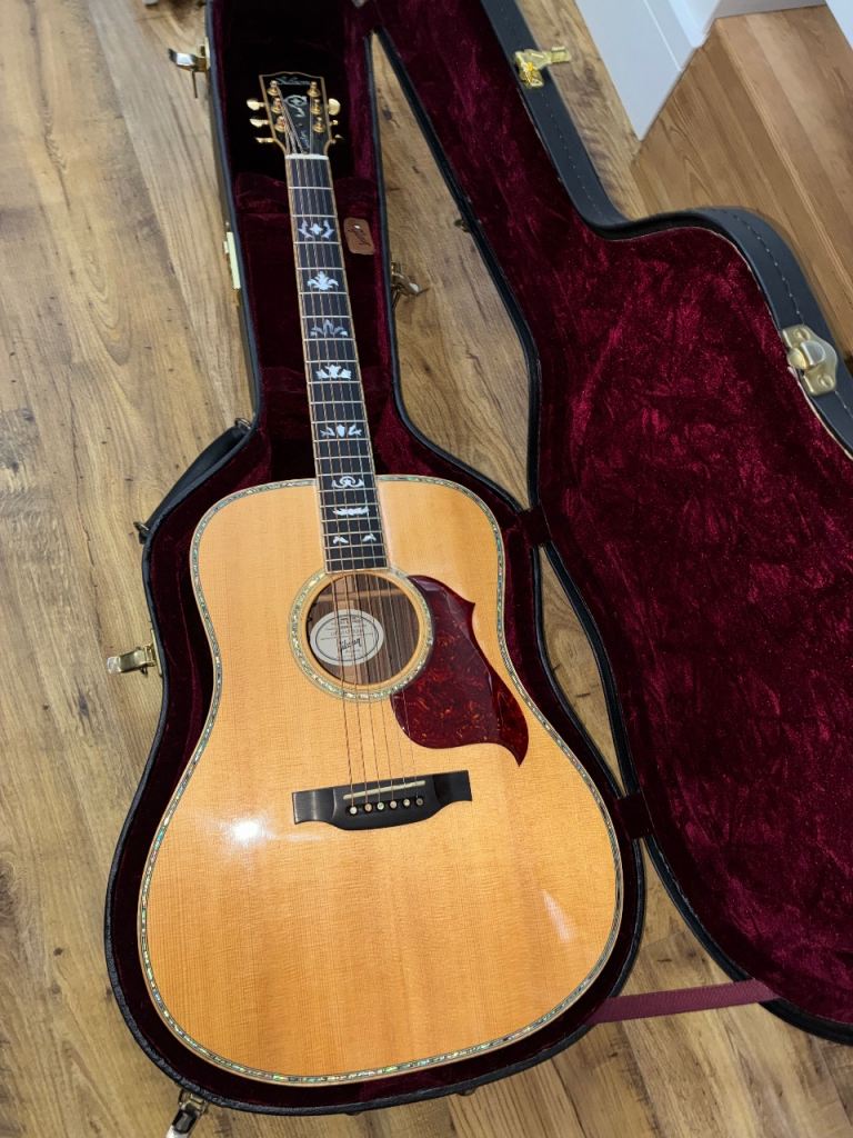 Gibson songwriter custom 