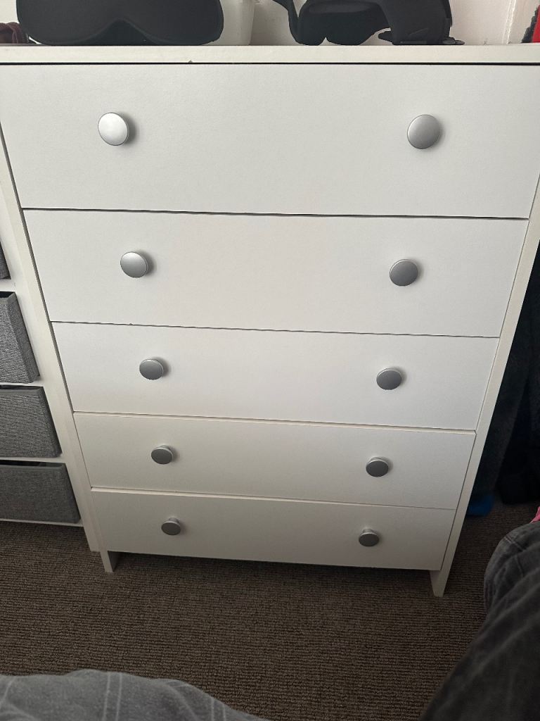 IKEA MALM 5 Drawer Chest – White – Great Condition
