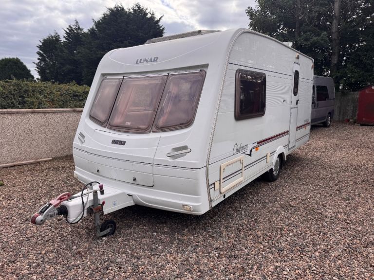 2005 Lunar Clubman caravan 