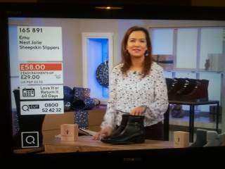 PANASONIC 37" FREEVIEW TV WITH REMOTE 