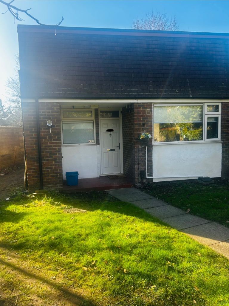 1 bed bungalow in Richmond need a 2 bed house 