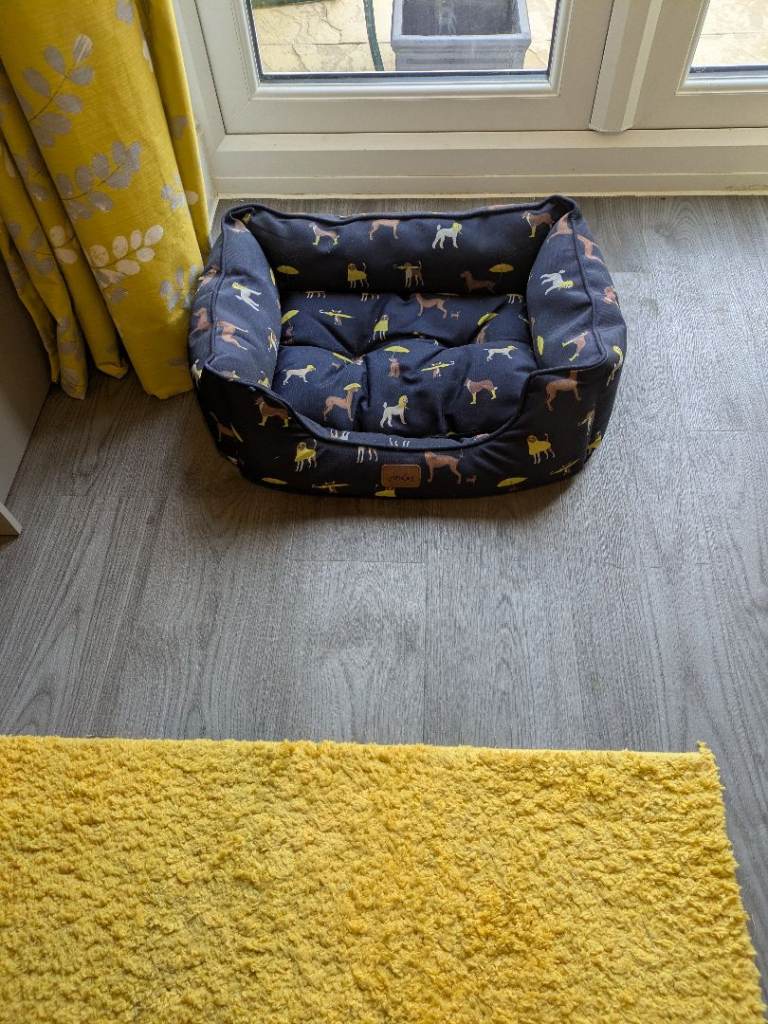 Joules small dog bed excellent condition 