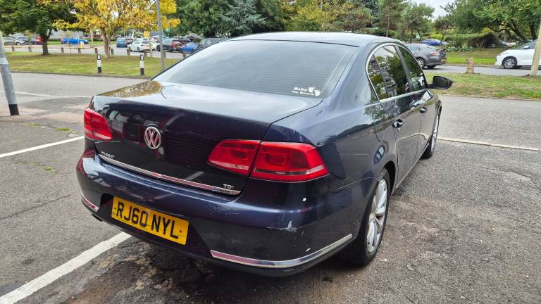 Volkswagen, PASSAT, Saloon, 2010, Manual, 1598 (cc), 4 doors