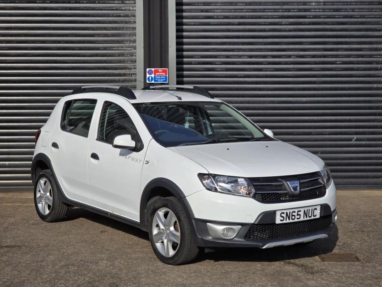 DACIA SANDERO STEPWAY 0.9 Stepway Laureate TCe 90 2016