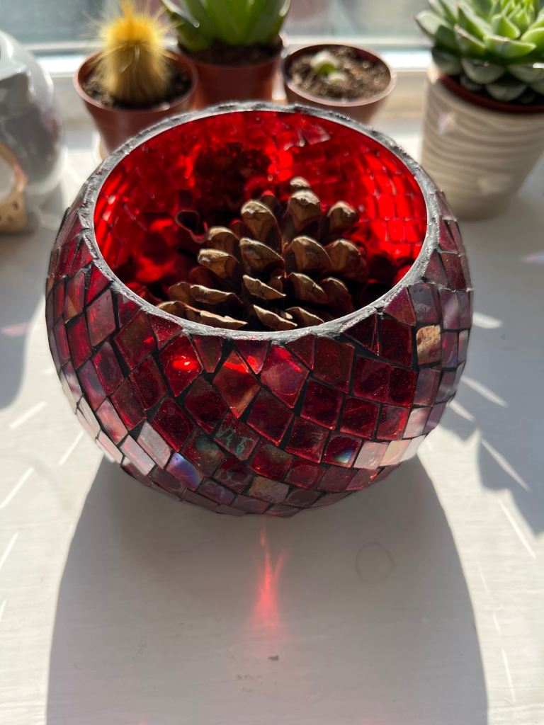 Candle/ votive holder 