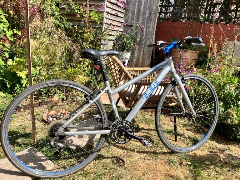 Women's / girls road bike 