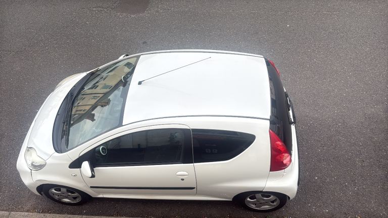 Peugeot, 107, Hatchback, 2011, Manual, 998 (cc), 3 doors