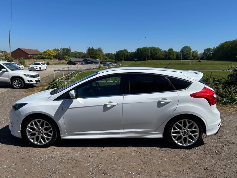 2014 Ford Focus 1.6 182 EcoBoost Zetec S 5dr HATCHBACK Petrol Manual
