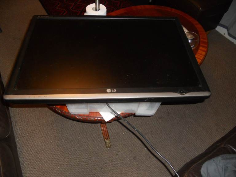 LG FLATRON -29" Gaming monitor with 10m HDMI Lead-Good Cond.-REDUCED!!