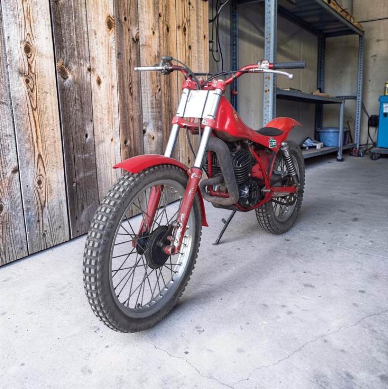 Montesa motorbike 250cc RARE converted twin shock off road bike