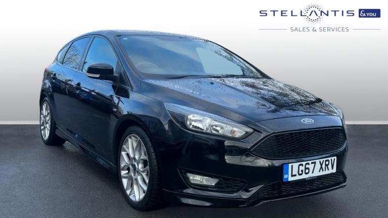2017 Ford Focus 1.0T EcoBoost ST-Line Hatchback 5dr Petrol Manual Euro 6 (s/s) (125 ps) Hatchback...