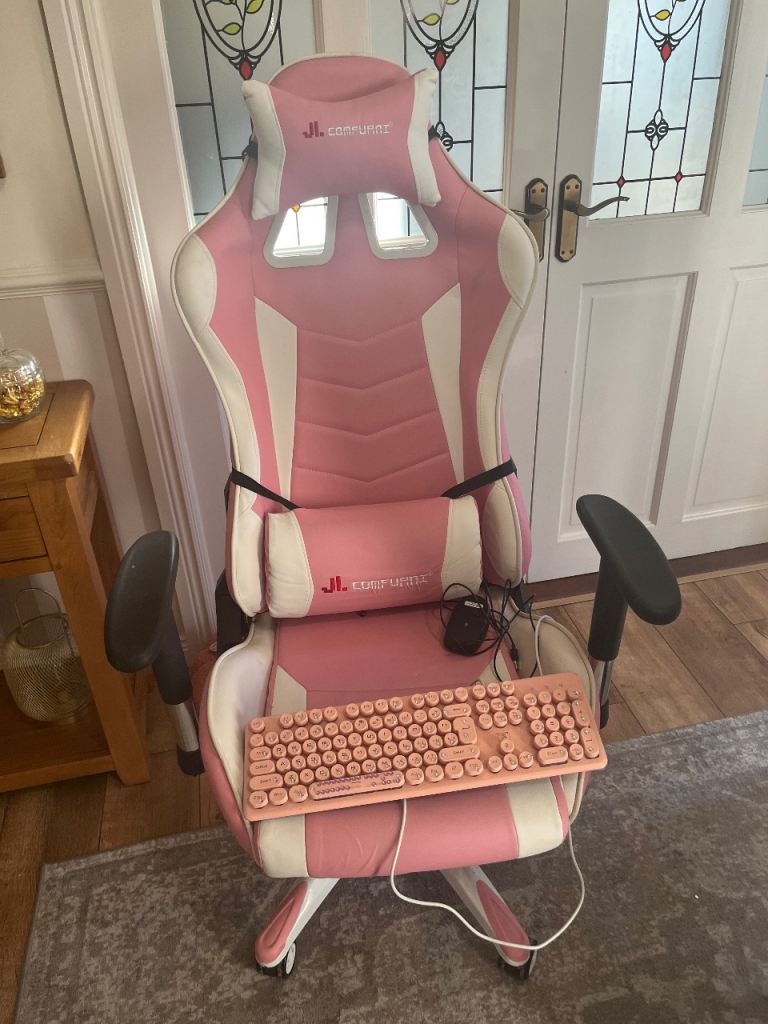 Gaming chair