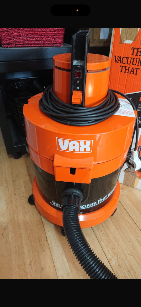 Vax Wet/Dry Vacuum Cleaner – Orange, Good Condition