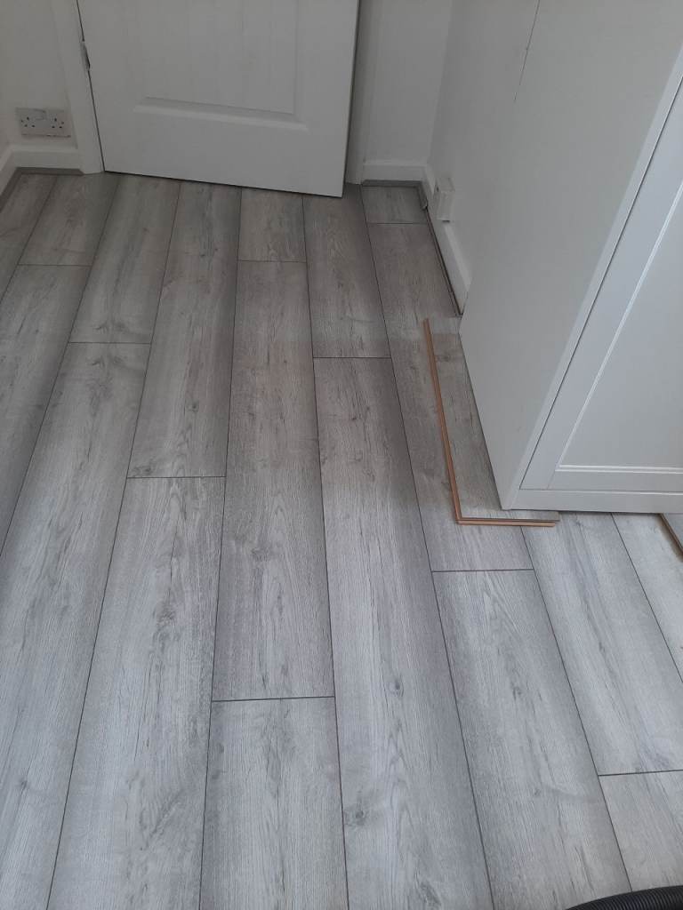 ..Carpet-vinyl-Laminate-Lvt-Spc-wood-floors..