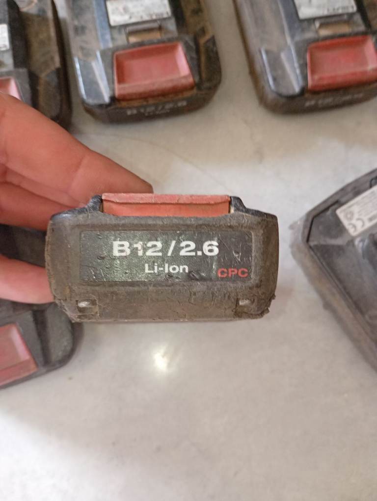Hilti batterys x8