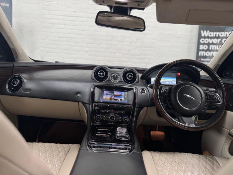 2017 Jaguar XJ 3.0d V6 Portfolio Auto Euro 6 (s/s) 4dr SALOON Diesel Automatic