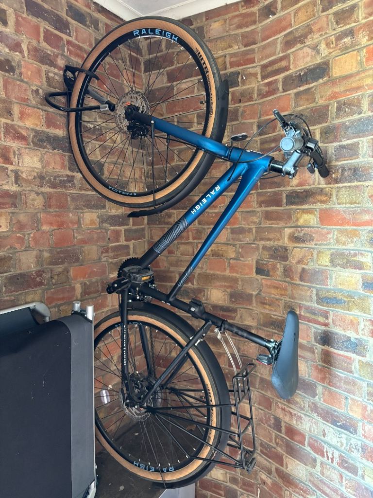 Beautiful Rayleigh Bike Strada City & Accessories 