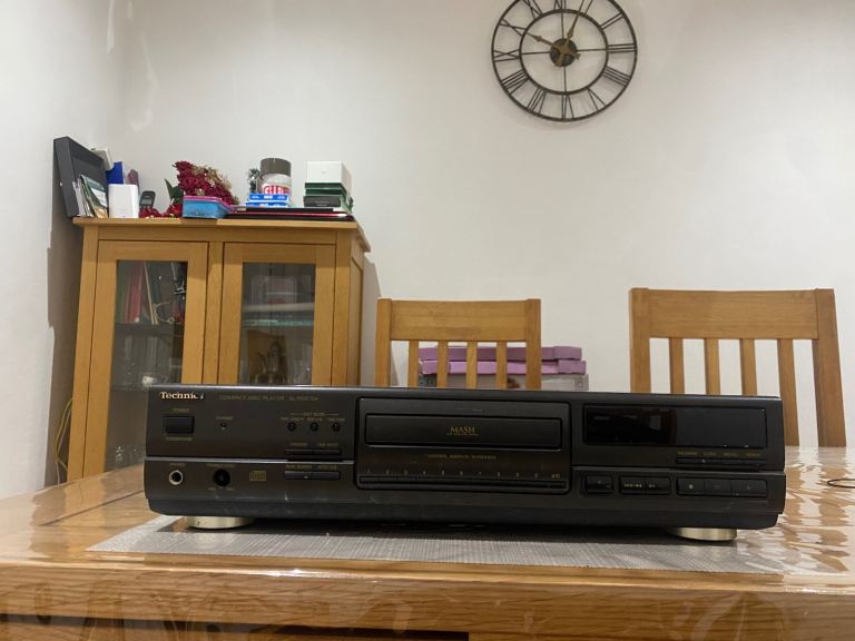 Technics CD player compact disc player audiophile 