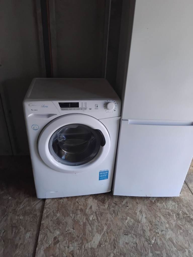 Washing machine and fridge freezer 