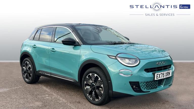 2025 Fiat 600 1.2 MHEV La Prima SUV 5dr Petrol Hybrid e-DCT Euro 6 (s/s) (136 ps) SUV Hybrid Auto...