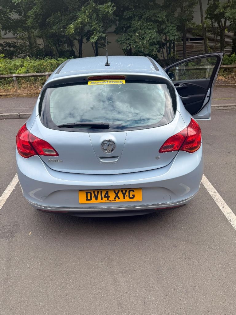 Vauxhall, ASTRA, Hatchback, 2014, Manual, 1598 (cc), 5 doors