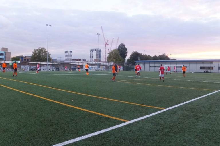 CAMDEN/ ISLINGTON 11 A SIDE TEAM ( PLAYERS WANTED )