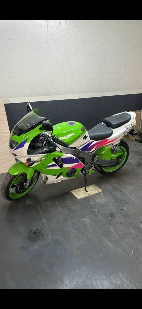 Kawasaki, Ninja ZX 6, 1996, 599 (cc)