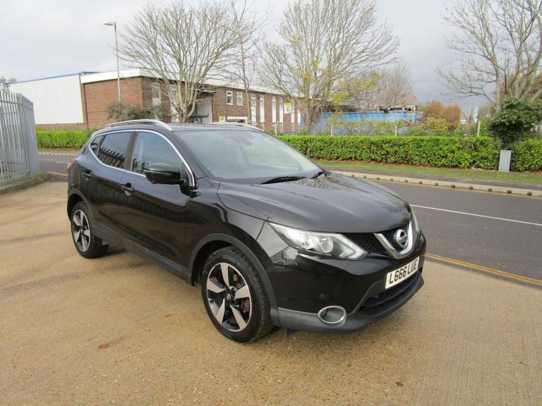 2015 Nissan Qashqai 1.5 dCi n-tec+ SUV 5dr Diesel Manual 2WD Euro 5 Diesel