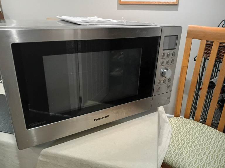 Panasonic NN-CD58js 