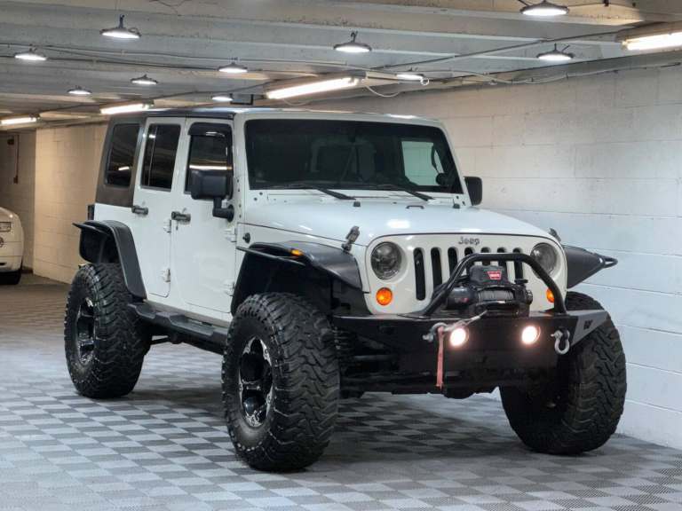 Jeep Wrangler 3.8 V6 Rubicon Unlimited SUV 4dr Petrol Auto 4WD Euro 5 (196 ps) Petrol Automatic
